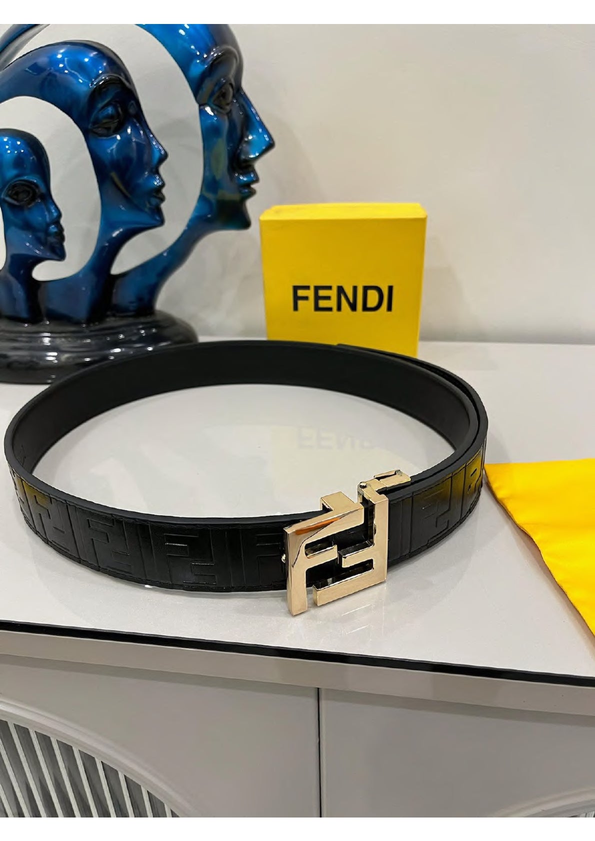 Men's Black Leather Belt – Stylish & Durable