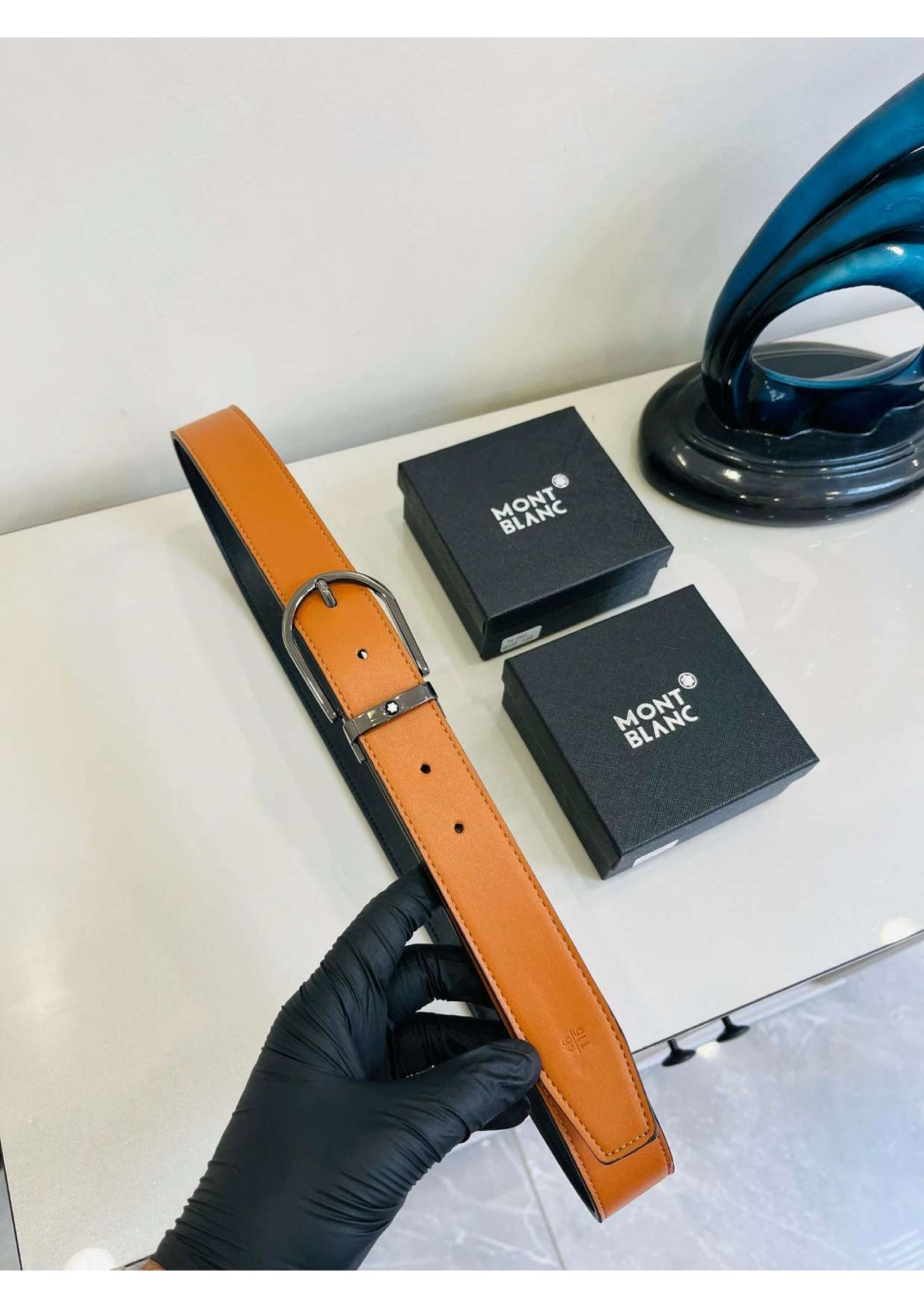 Genuine Leather Belt with Metal Buckle – Sleek & Strong