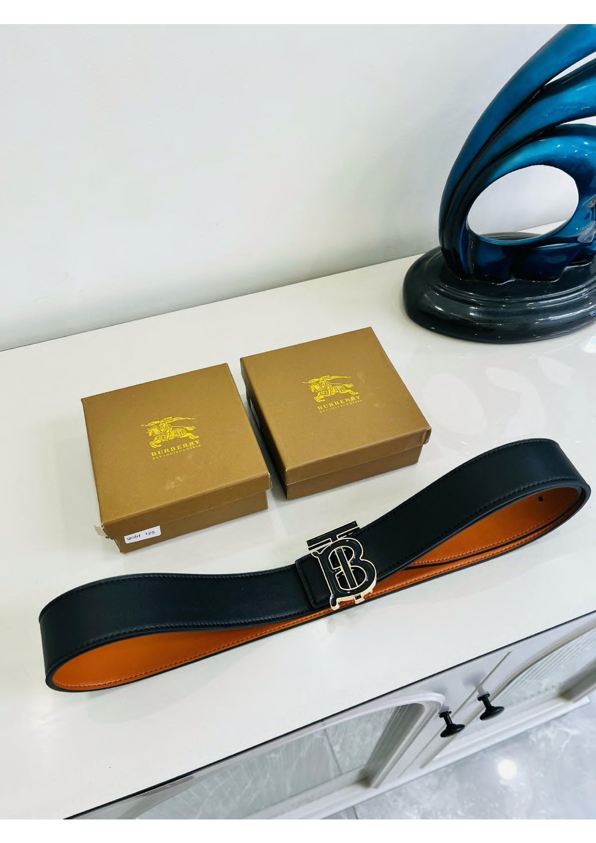 Slim Leather Belt for Men – Minimalist & Modern