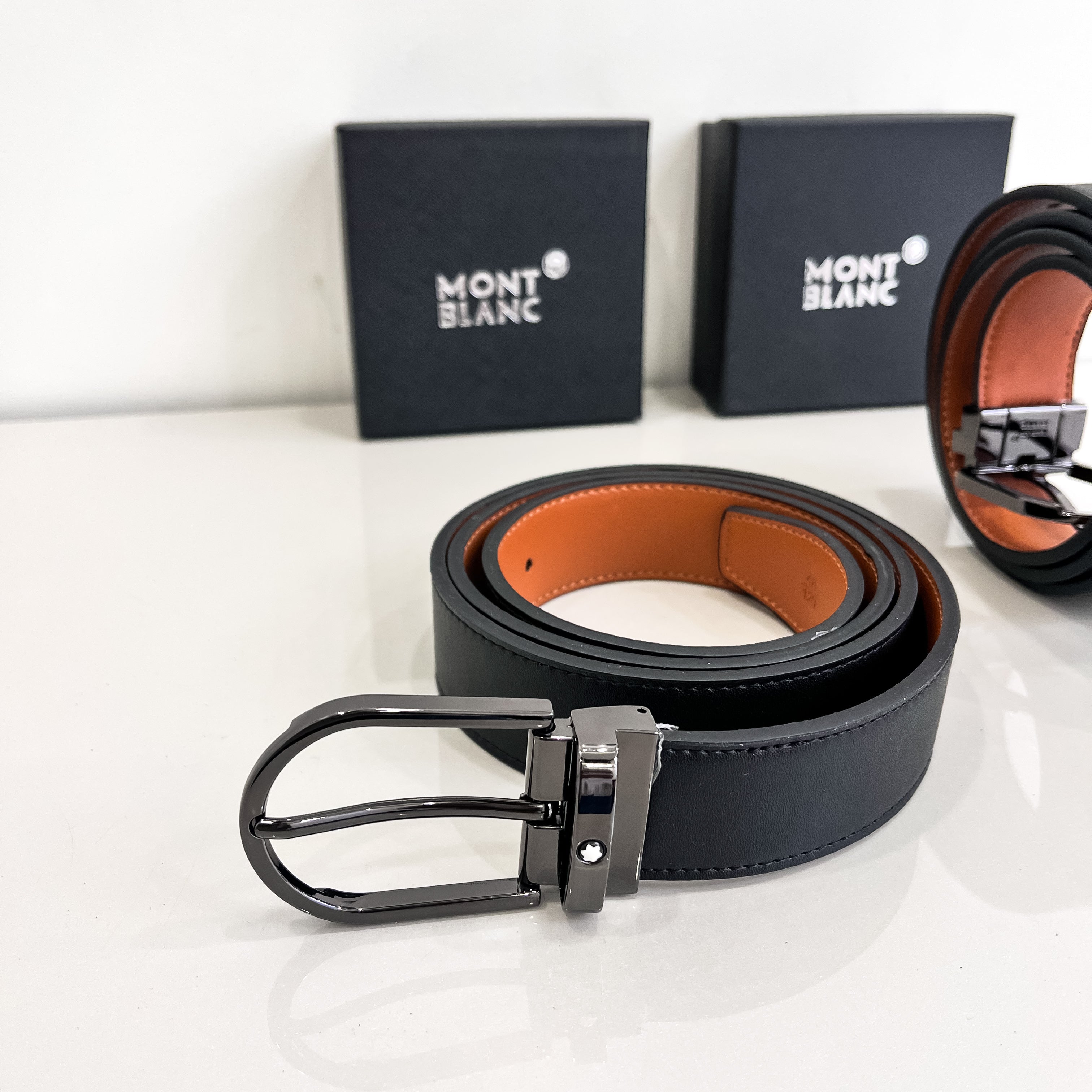 Genuine Leather Belt with Metal Buckle – Sleek & Strong