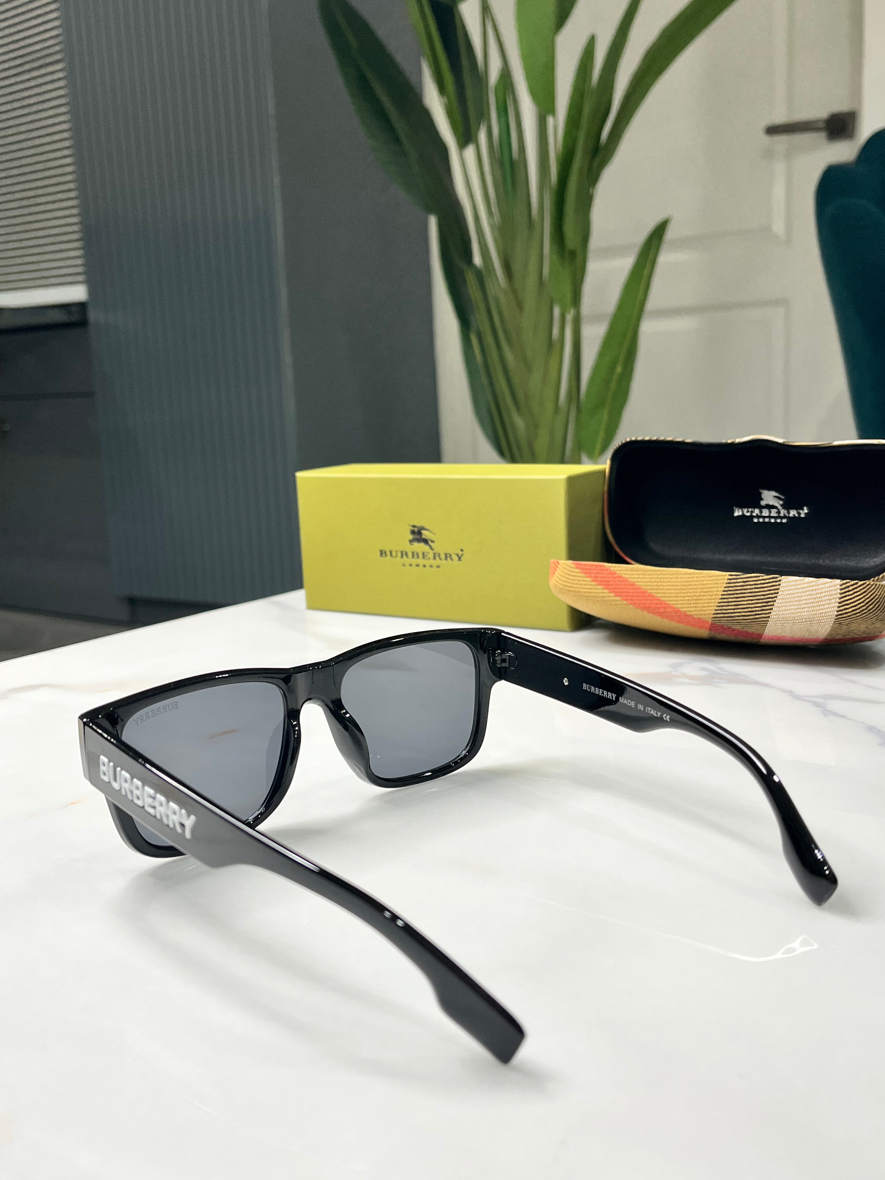 Unique Exclusive Stylish Sunglass For Unisex